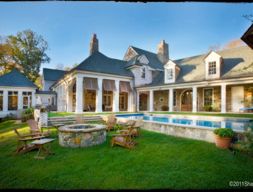 grainger home by pool