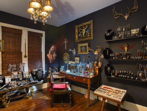 Mary Elizabeth Long's home jewelry work space