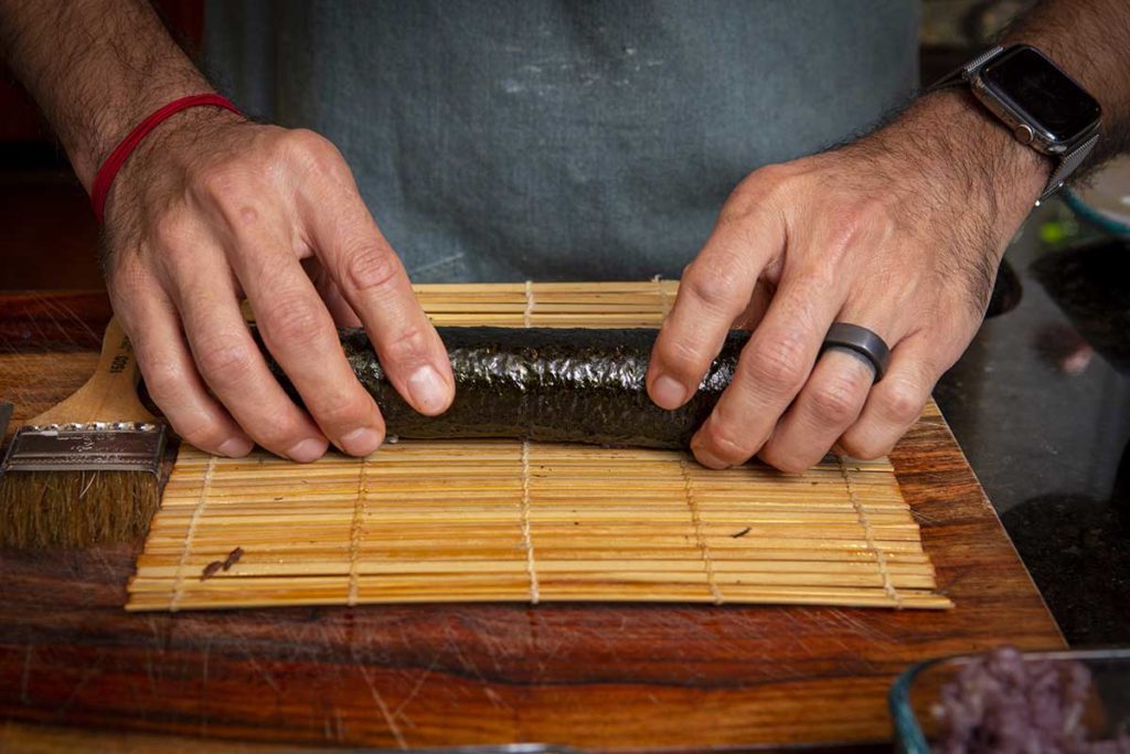 rolling seaweed rolls